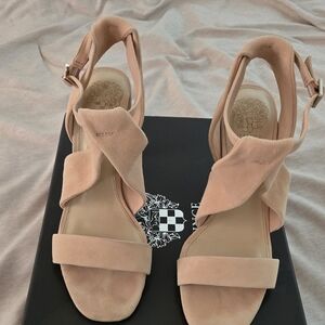 Elegant Women's Sandals in Blush Pink